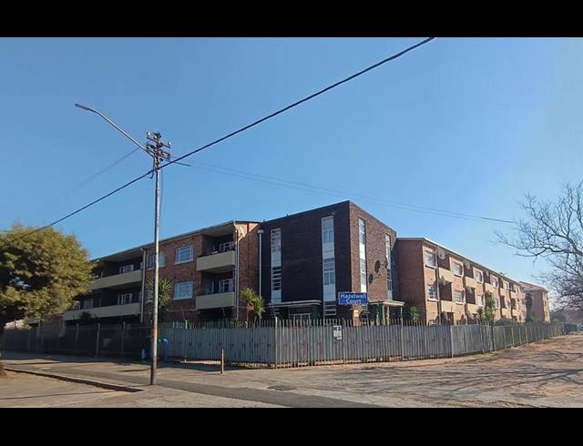1 BEDROOM APARTMENT FOR SALE IN LAMBTON